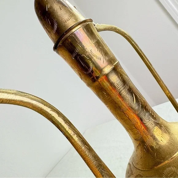 Vintage Solid Brass Teapot Genie Lamp Pitcher Made in India Ornate Etched Floral - Picture 17 of 17